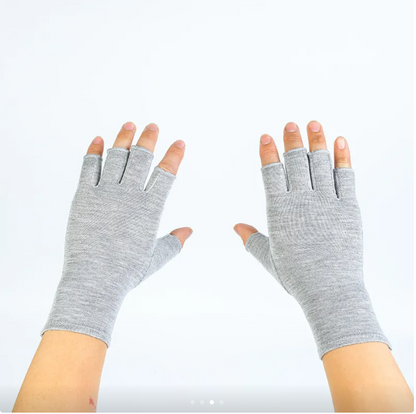 Bamboo Compression Gloves